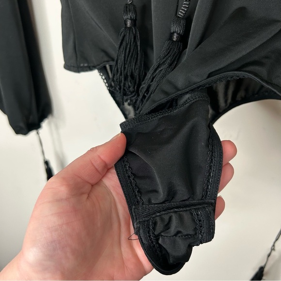 For Love and Lemons Kate Bodysuit Black Tassels Bell Sleeves Plunging V-neck S - Picture 12 of 16